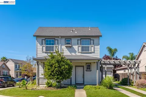 1153 Syracuse Ln, Manteca, CA 95336
