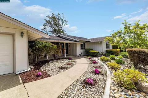 Exterior - 61 Sullivan Dr, Moraga, CA 94556 photo 16 of 17