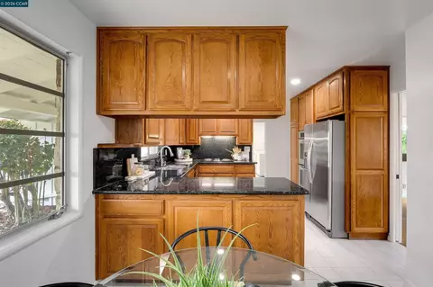 Kitchen - 61 Sullivan Dr, Moraga, CA 94556 photo 2 of 6