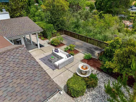 Exterior - 61 Sullivan Dr, Moraga, CA 94556 photo 13 of 17