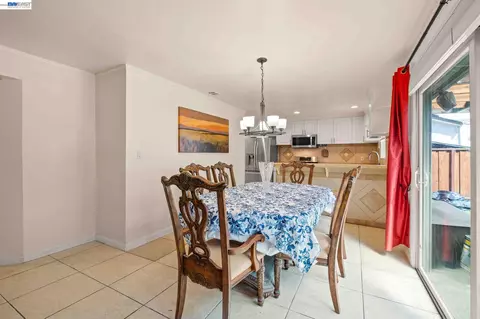 Dining - 8591 Beverly Ln, Dublin, CA 94568 photo 2 of 2