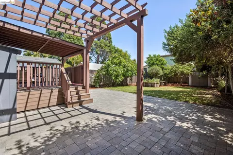 Exterior - 1108 Dwight Way, Berkeley, CA 94702 photo 4 of 25