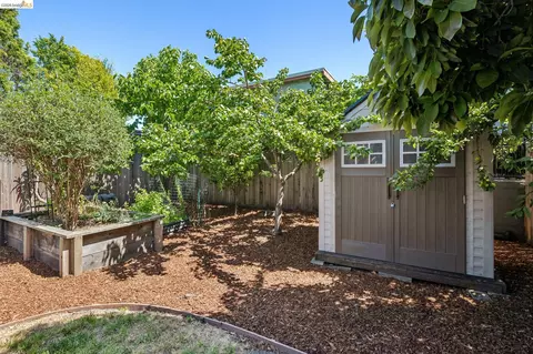 Exterior - 1108 Dwight Way, Berkeley, CA 94702 photo 15 of 25