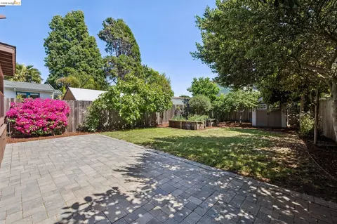 Exterior - 1108 Dwight Way, Berkeley, CA 94702 photo 5 of 25