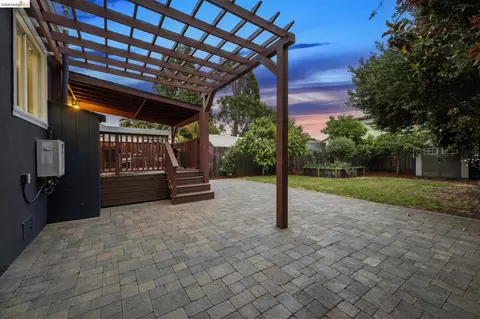 Exterior - 1108 Dwight Way, Berkeley, CA 94702 photo 21 of 25