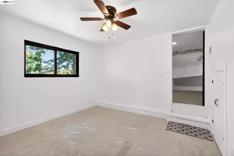 Bedroom - 3280 Ohlone Way, Hayward, CA 94541 photo 1 of 1