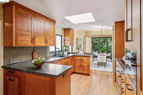 Kitchen - 576 Vistamont Ave, Berkeley, CA 94708 photo 1 of 3