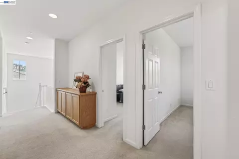 Entry Way - 9348 Vintner Cir, Patterson, CA 95363 photo 6 of 6