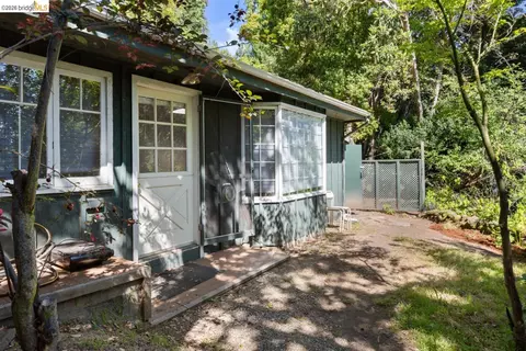 Exterior - 248 The Uplands, Berkeley, CA 94705 photo 17 of 23