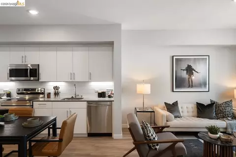 260 Brooklyn Basin Way #426, Oakland, CA 94606