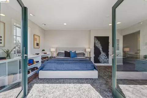 Bedroom - 8 Mosswood Rd, Berkeley, CA 94704 photo 6 of 8