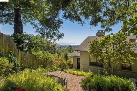 Exterior - 8 Mosswood Rd, Berkeley, CA 94704 photo 10 of 10