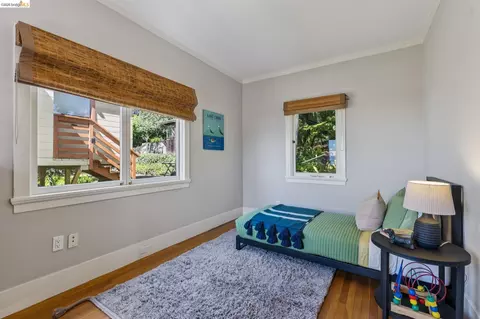 Bedroom - 8 Mosswood Rd, Berkeley, CA 94704 photo 2 of 8