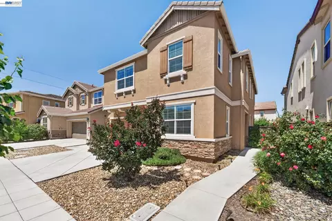 Exterior - 455 Leonardo Way, Mountain House, CA 95391 photo 3 of 11