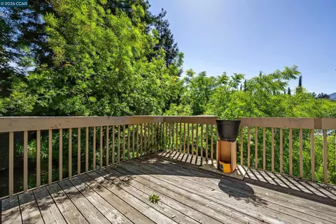 Exterior - 1544 Bailey Rd #30, Concord, CA 94521 photo 4 of 8