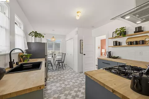 Kitchen - 1030 Delaware St #B, Berkeley, CA 94710 photo 2 of 4