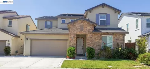 15887 Brownstone Ct, Lathrop, CA 95330