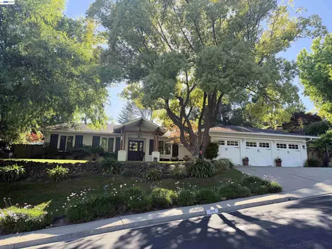 184 Lowell Dr, Danville, CA 94526