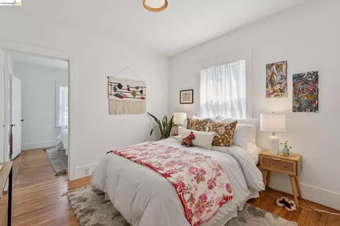 Bedroom - 1419 Berkeley Way, Berkeley, CA 94702 photo 1 of 2