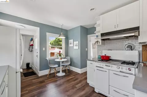 Kitchen - 1419 Berkeley Way, Berkeley, CA 94702 photo 2 of 4