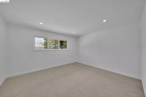 Bedroom - 1808 Wildbrook Ct #D, Concord, CA 94521 photo 7 of 11