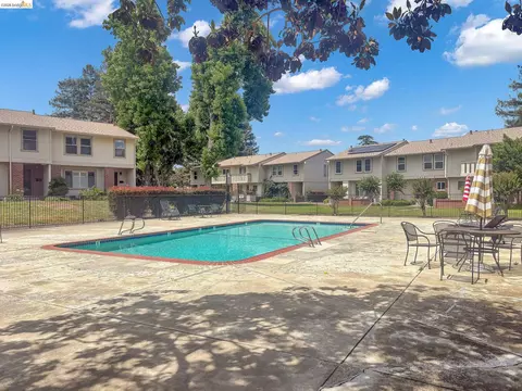 Exterior - 1808 Wildbrook Ct #D, Concord, CA 94521 photo 9 of 9