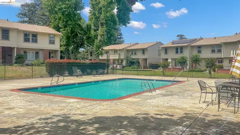 Exterior - 1808 Wildbrook Ct #D, Concord, CA 94521 photo 8 of 9