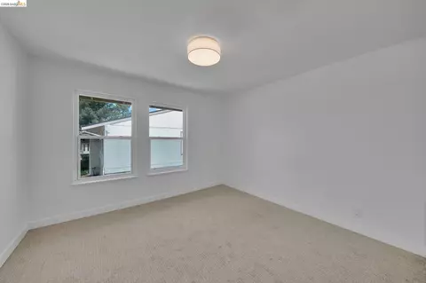 Bedroom - 1808 Wildbrook Ct #D, Concord, CA 94521 photo 4 of 11