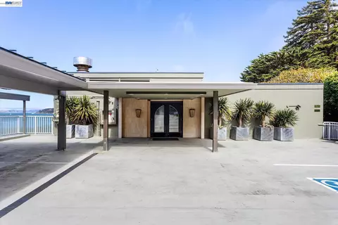 100 South #208, Sausalito, CA 94965