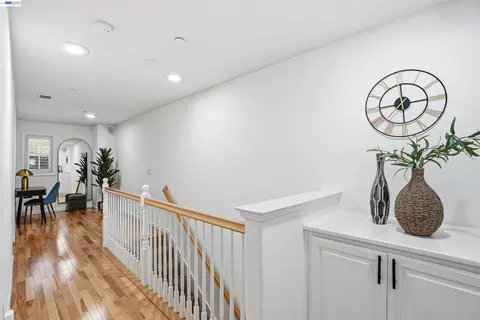 Entry Way - 147 Landsdowne Loop, San Ramon, CA 94582 photo 1 of 1