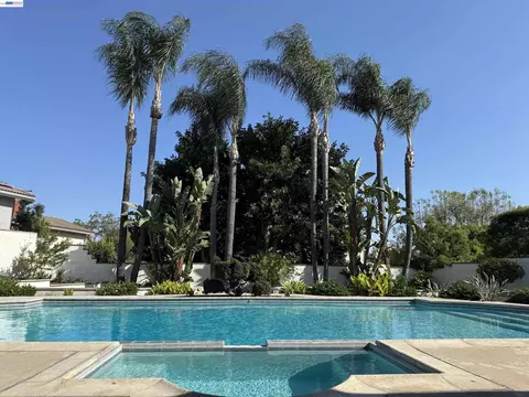 2276 Kemper Ave, Claremont, CA 91711