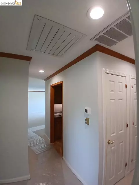 Entry Way - 2332 Saint George Dr, Concord, CA 94520 photo 4 of 4
