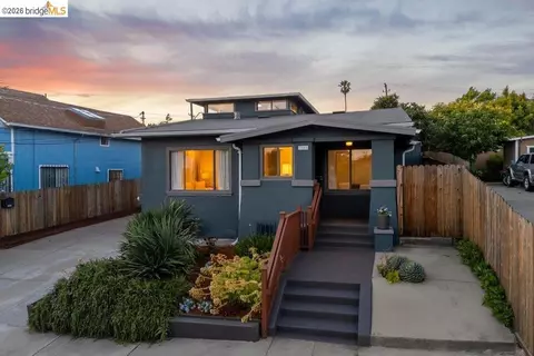 2220-2222 E 31st St, Oakland, CA 94602