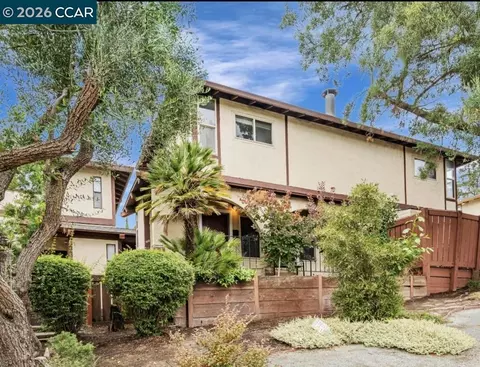 2022 Ascot Dr, Moraga, CA 94556 photo 1
