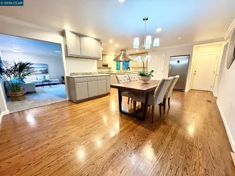 Dining - 2589 Pebble Beach Loop, Lafayette, CA 94549 photo 1 of 1