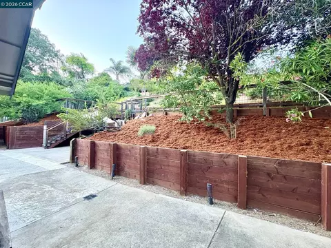 Exterior - 2589 Pebble Beach Loop, Lafayette, CA 94549 photo 9 of 9