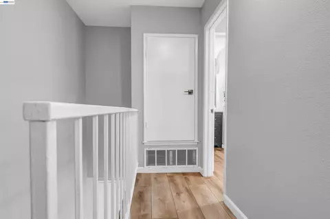 Entry Way - 419 Tangelo, Irvine, CA 92618 photo 6 of 8