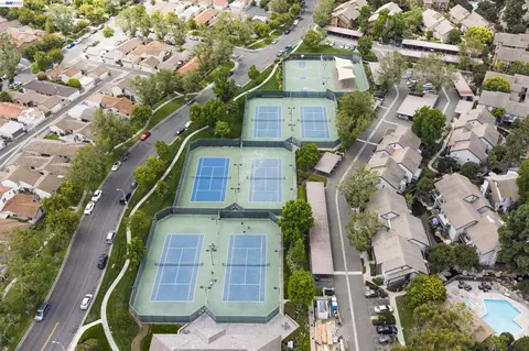 View/Area - 419 Tangelo, Irvine, CA 92618 photo 1 of 8
