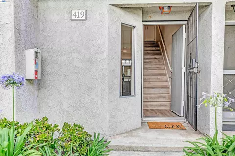 Entry Way - 419 Tangelo, Irvine, CA 92618 photo 8 of 8