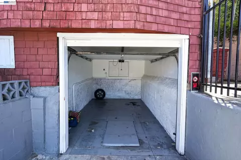 Exterior - 1810 Adeline St, Oakland, CA 94607 photo 5 of 8