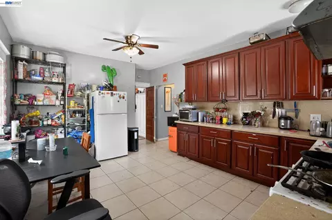 Kitchen - 1810 Adeline St, Oakland, CA 94607 photo 4 of 4