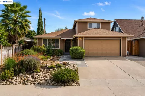 5684 Calpine Dr, San Jose, CA 95123