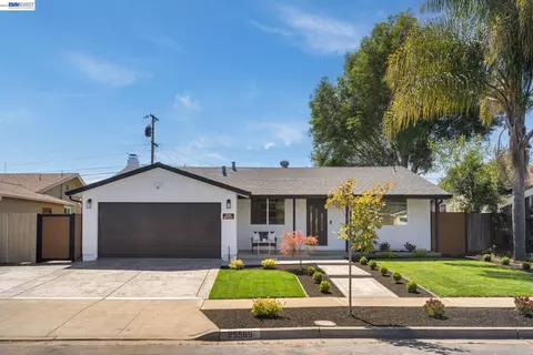 25589 Belhaven St, Hayward, CA 94545