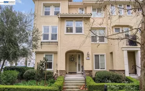 164 Heligan Ln #8, Livermore, CA 94551