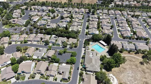 View/Area - 362 Ruby Ter, Brentwood, CA 94513 photo 2 of 5