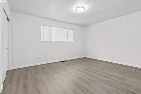 Bedroom - 705 W Rumble Rd, Modesto, CA 95350 photo 3 of 5