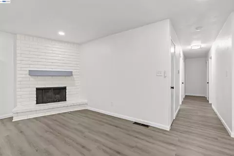 Entry Way - 705 W Rumble Rd, Modesto, CA 95350 photo 1 of 1