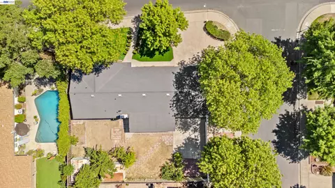 View/Area - 705 W Rumble Rd, Modesto, CA 95350 photo 3 of 3