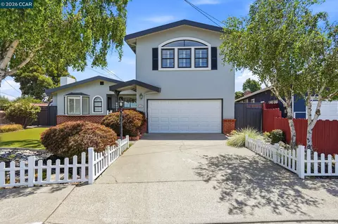 2571 Francis Dr, Pinole, CA 94564