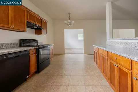 Entry Way - 6118 Rutland Dr, Carmichael, CA 95608 photo 1 of 1